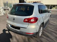 Gebraucht VW Tiguan Freestyle 150 PS (110 kW) 2011 Grau SUV