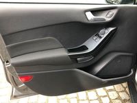 gebraucht Ford Fiesta 1.1 Cool & Connect*Winterpak.*Designpak.