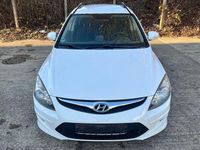 Gebraucht Hyundai i30 90 PS (66 kW) 2011 Weiß Kombi