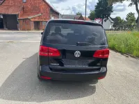 Gebraucht VW Touran Highline 140 PS (102 kW) 2010 Deep black perleffekt Van / Kleinbus