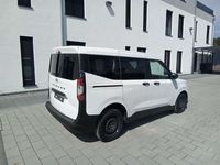 Gebraucht Ford Tourneo Courier Trend 125 PS (91 kW) 2024 Cactus grey Van / Kleinbus