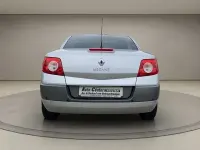 Gebraucht Renault Mégane 145 PS (106 kW) 2005 Silber Coupé