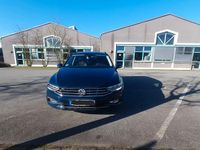 Gebraucht VW Passat Business 150 PS (110 kW) 2019 Blau Kombi