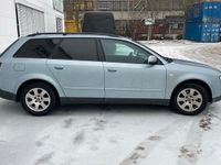 Gebraucht Audi A4 131 PS (96 kW) 2003 Blau Kombi