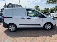 Gebraucht Ford Transit 75 PS (55 kW) 2020 Frostweiß Van