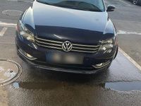 Gebraucht VW Passat 140 PS (102 kW) 2014 Blau Limousine