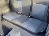 Gebraucht Opel Corsa 80 PS (58 kW) 2005 Silber Kleinwagen