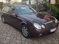 Gebraucht Mercedes E280 Classic 190 PS (139 kW) 2008 Rot Kombi