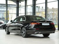 Gebraucht Mercedes E450 Avantgarde 367 PS (269 kW) 2023 Obsidianschwarz  metalliclack Limousine