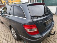 Gebraucht Mercedes C250 Elegance 204 PS (150 kW) 2011 Grau Kombi