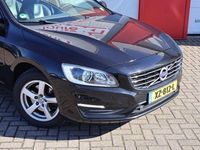 Gebraucht Volvo V60 Summum 190 PS (139 kW) 2018 Schwarz Kombi