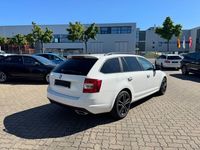 Gebraucht Skoda Octavia RS 184 PS (135 kW) 2013 Weiß Kombi
