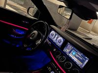 Gebraucht Mercedes E220 Avantgarde 194 PS (142 kW) 2017 Blau Kombi