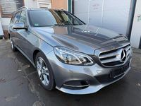 Gebraucht Mercedes E220 Avantgarde 170 PS (125 kW) 2016 Grau Kombi