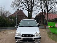Gebraucht Hyundai Atos 54 PS (39 kW) 2000 Silber Kleinwagen