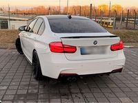 Gebraucht BMW 330 M Sport 258 PS (189 kW) 2012 Weiß Limousine