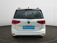 Gebraucht VW Touran Comfortline 150 PS (110 kW) 2023 Pure white Van / Kleinbus