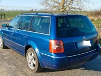 Używany VW Passat Highline 131 KM (96 kW) 2002 Niebieski Kombi