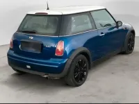 Gebraucht Mini Cooper 90 PS (66 kW) 2002 Blau Kleinwagen