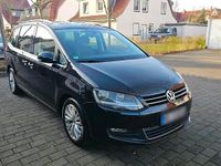 Second-hand VW Sharan 140 CP (102 kW) 2012 Negru Monovolum