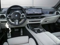 gebraucht BMW X7 M M60i xDrive //Sky Lounge/Standheizung/AHK/Head-Up