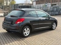 Gebraucht Peugeot 207 95 PS (69 kW) 2011 Schwarz Kleinwagen