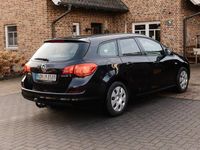 Gebraucht Opel Astra Eco 95 PS (69 kW) 2011 Schwarz Kombi