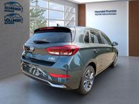 Neu Hyundai i30 Advantage 140 PS (102 kW) 2025 Cypress green / mic Limousine