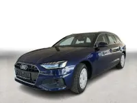 Gebraucht Audi A4 Basis 163 PS (119 kW) 2024 Navarrablau metallic Kombi