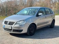 Gebraucht VW Polo 64 PS (47 kW) 2009 Silber Kleinwagen