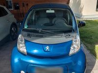 Gebraucht Peugeot iON 49 kW (67 PS) 2017 Blau Kleinwagen