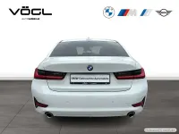 Gebraucht BMW 330 265 PS (194 kW) 2020 Weiß Limousine
