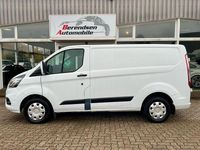 Gebraucht Ford Transit Custom 131 PS (96 kW) 2018 Frostweiß Van / Kleinbus