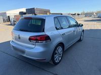Gebraucht VW Golf VI Highline 122 PS (89 kW) 2009 Silber Kleinwagen