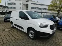 Używany Opel Combo Selection 110 KM (80 kW) 2020 Andere Minivan