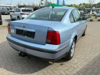 Gebraucht VW Passat 110 PS (80 kW) 1998 Braun Limousine