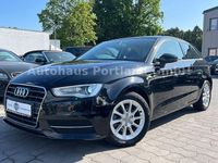 Gebraucht Audi A3 Attraction 150 PS (110 kW) 2014 Phantomschwarz Limousine