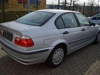 Gebraucht BMW 316 105 PS (77 kW) 1999 Silber Limousine