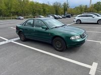 Gebraucht Audi A4 125 PS (91 kW) 1998 Grün Limousine