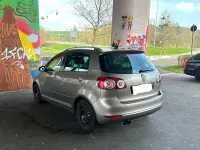 Gebraucht VW Golf Plus Cross Team 122 PS (89 kW) 2010 Braun Van / Kleinbus