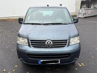 Usata VW Multivan 174 CV (127 kW) 2004 Grigio Monovolume