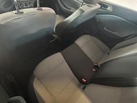 Gebraucht Hyundai i20 84 PS (61 kW) 2016 Weiß Kleinwagen