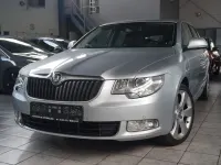 Gebraucht Skoda Superb Elegance 170 PS (125 kW) 2011 Silber Limousine