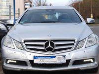 Gebraucht Mercedes E250 Avantgarde 204 PS (150 kW) 2010 Silber Coupé