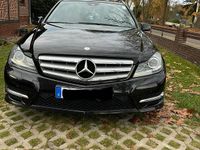Gebraucht Mercedes 220 170 PS (125 kW) 2011 Schwarz Kombi