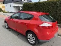 Gebraucht Renault Mégane Initiale Paris 101 PS (74 kW) 2013 Rot Limousine