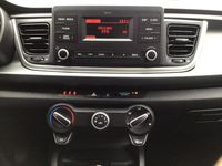 Gebraucht Kia Rio 84 PS (61 kW) 2021 Weiß Limousine