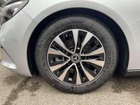 Gebraucht Mercedes B180 136 PS (100 kW) 2026 Lack hightechsilber Kleinwagen