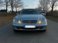 Gebraucht Mercedes E200 163 PS (119 kW) 2005 Grau Kombi