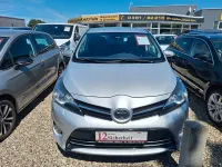 Gebraucht Toyota Verso Edition-S 147 PS (108 kW) 2018 Silber Van / Kleinbus